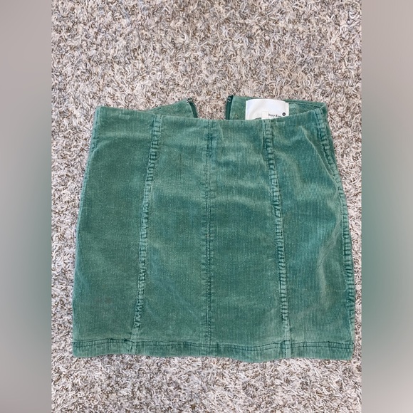 Dresses & Skirts - Green corduroy mini skirt - size M
